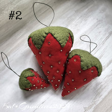 Load image into Gallery viewer, Velvet Beaded Strawberries -Set #2