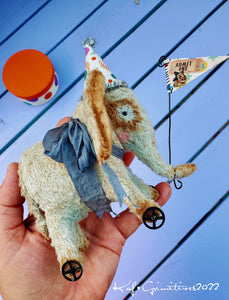 BABY ELLA-PHANT