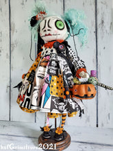 Load image into Gallery viewer, Zombie Zabella