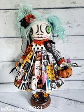 Load image into Gallery viewer, Zombie Zabella