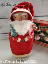 Load image into Gallery viewer, Primitive Santa #1
