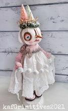 Load image into Gallery viewer, Suzy Snowflake