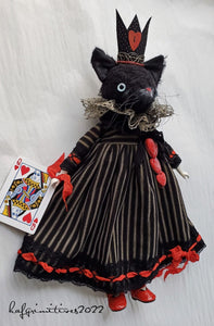 Lorna Lovelorn the Queen Cat of Hearts