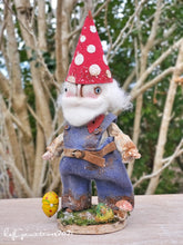Load image into Gallery viewer, Spring Gnome