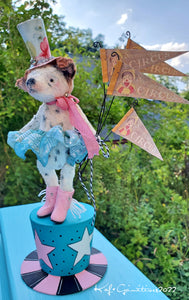 The RINGMISTRESS MISS DOUBLE D LUCY