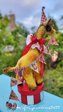 Load image into Gallery viewer, ANNABELL WIGGLES the GIRAFFE