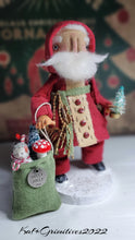 Load image into Gallery viewer, Kris Kringle